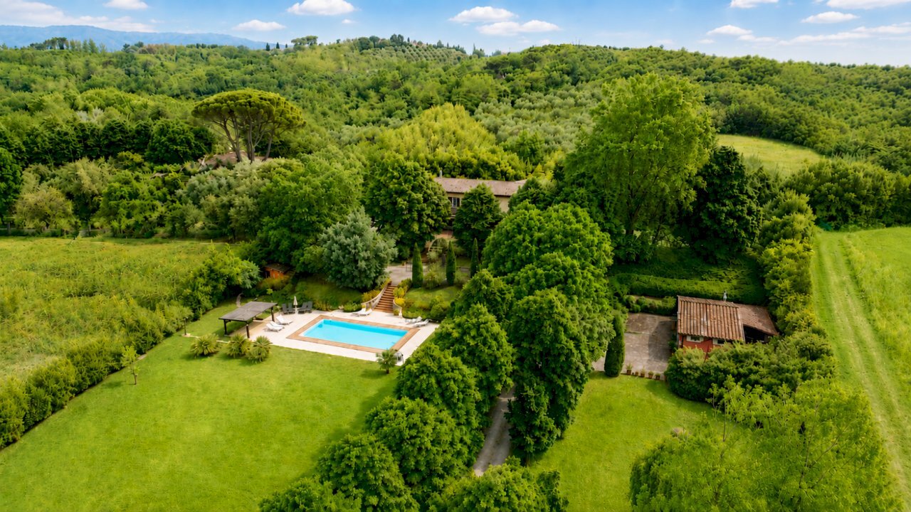 vendesi villa moderna con piscina lucca - Villa Via di Tiglio 33, Capannori - foto 1