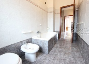 bagno - Three-room apartment Viale Villoresi 37, Nerviano - photo 16
