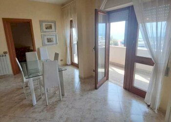Salone triplo - Apartment Via Ancona, Nettuno - photo 10