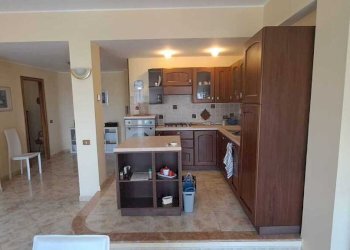 Angolo cottura - Apartment Via Ancona, Nettuno - photo 13