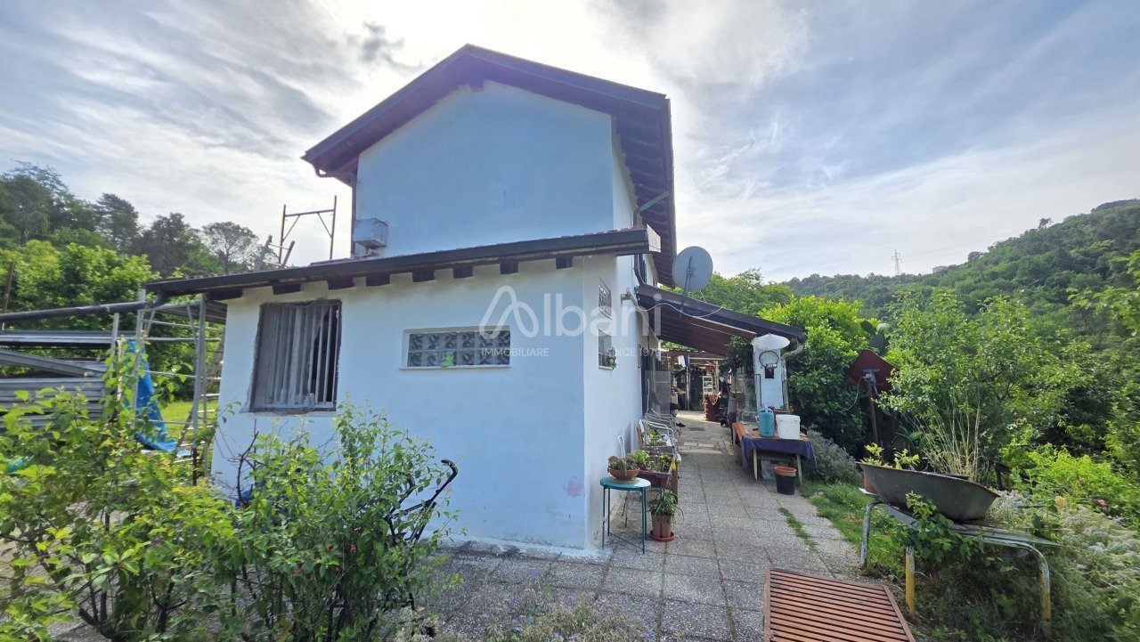 IN508_indipendente rustico nel bosco - vendita nud - Rustic Vezzano Ligure - photo 1