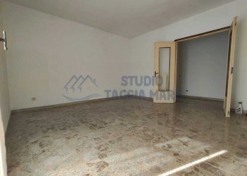 5cd503ea-4115-444d-9484-46d05f61a9ff - Appartamento Via San Francesco, Taggia - foto 5