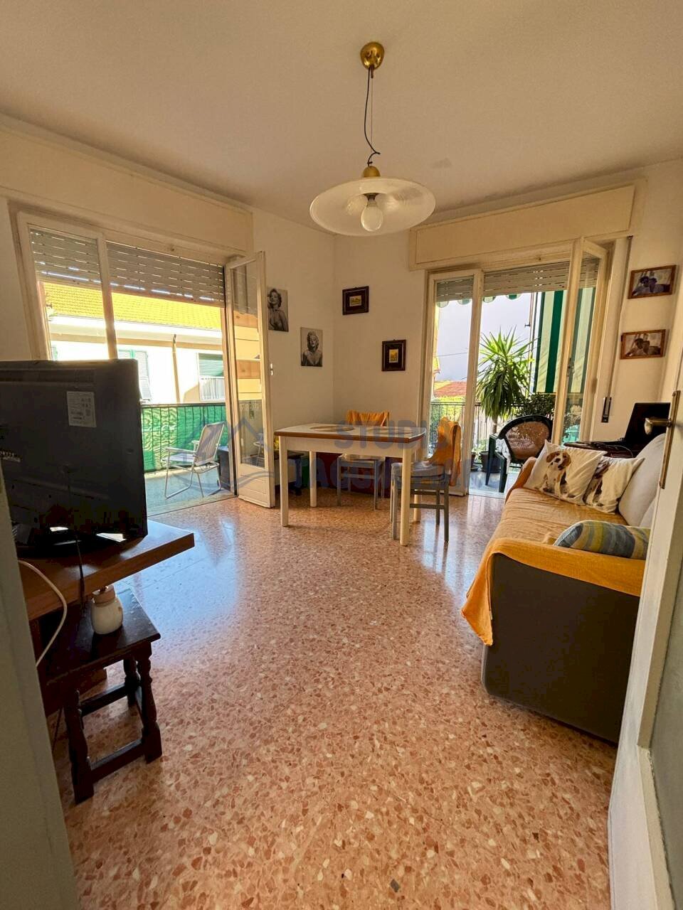 4 - Three-room apartment Via Cristoforo Colombo, Taggia - photo 3