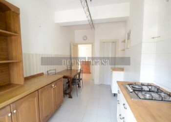 CUCINA - Appartamento Via Alessandro Manzoni 73, Perugia - foto 4