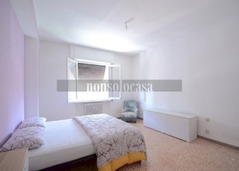 CAMERA DA LETTO - Appartamento Via Alessandro Manzoni 73, Perugia - foto 12