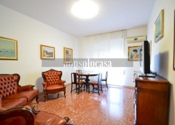 SOGGIORNO - Three-room apartment Via Alessandro Manzoni, Perugia - photo 2