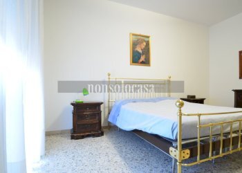 CAMERA - Three-room apartment Via Alessandro Manzoni, Perugia - photo 14