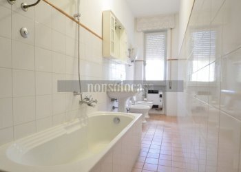 BAGNO - Three-room apartment Via Alessandro Manzoni, Perugia - photo 15
