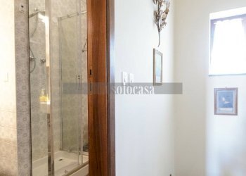 BAGNO - Villa Via Gian Battista Vico 899, Corciano - foto 23