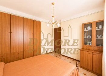 Camera da letto 2 - Apartment Viale Garibaldi 19, Maccagno con Pino e Veddasca - photo 10