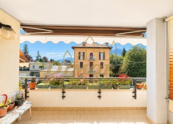 Terrazzo salotto - Apartment Viale Garibaldi 19, Maccagno con Pino e Veddasca - photo 23