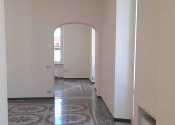WhatsApp Image 2026-06-18 at 10.19.11 - Appartamento Via Assarotti 23, Genova (zona Castelletto) - foto 8
