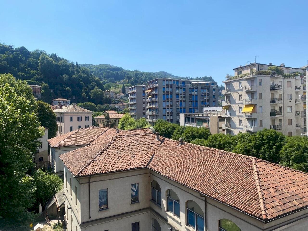 Vista panoramica - Two-room apartment Viale Massenzio Masia 79, Como - photo 3