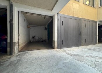 Box - Two-room apartment Viale Massenzio Masia 79, Como - photo 18