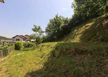 TERRANO CONTIGUO ALLA PROPRIETA\' (1) (Copy) - Quadrilocale Via Bartolomeo Parodi 185, Ceranesi - foto 26
