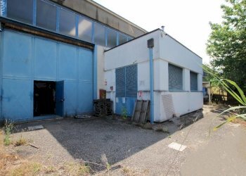 Capannone Calderara di Reno - foto 4