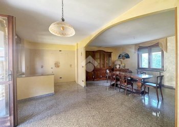 Four-room apartment Via losa, Robassomero - photo 5