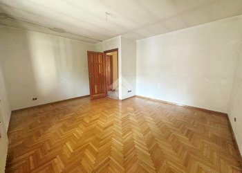Four-room apartment Via losa, Robassomero - photo 20