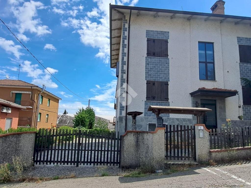 Quadrilocale Via Sandro Pertini, Fornovo di Taro - foto 2