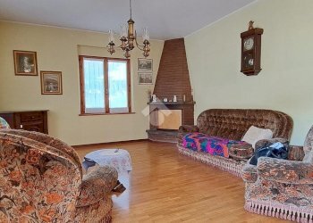 Quadrilocale Via Sandro Pertini, Fornovo di Taro - foto 9