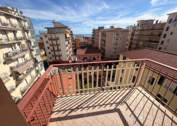 Appartamento Via Roma, Ventimiglia - foto 1