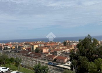 Appartamento Via delle Gerbere, Ventimiglia - foto 2