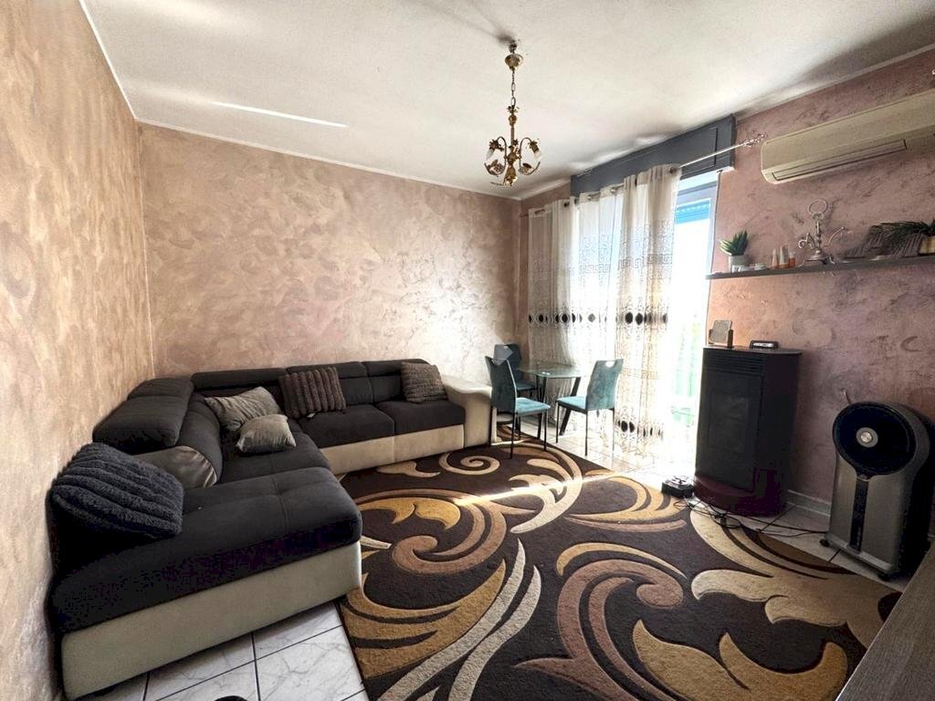 Three-room apartment Vicolo Bricco, Cerano - photo 1