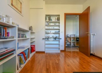 Three-room apartment Via Chiesa Vecchia, Poggio Renatico - photo 17