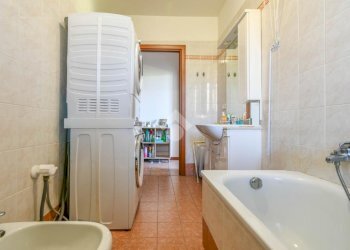 Three-room apartment Via Chiesa Vecchia, Poggio Renatico - photo 18