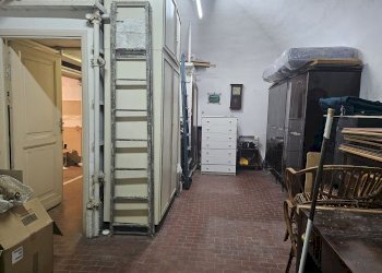 Magazzino piazza aprosio, Genova (zona Sestri Ponente) - foto 7