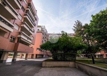 Box Via Caduti In Missione Di Pace, Milano (neighborhood Rubattino) - photo 3