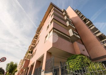 Box Via Caduti In Missione Di Pace, Milano (neighborhood Rubattino) - photo 4