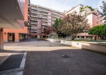 Box Via Caduti In Missione Di Pace, Milano (neighborhood Rubattino) - photo 5
