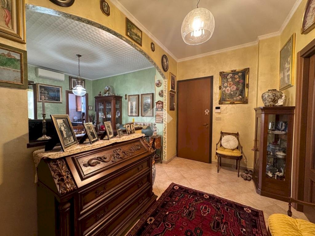 Two-room apartment Via Ventimiglia, Torino (neighborhood Nizza Millefonti) - photo 3