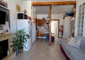 Two-room apartment Via Tripoli, Torino (neighborhood Santa Rita) - photo 1