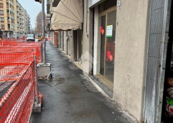 Negozio Negozio/Ufficio Via San Donato, Bologna (zona San Donato) - foto 4