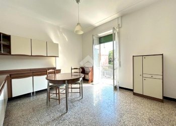 Three-room apartment Corso Europa, Genova (neighborhood Sturla) - photo 1