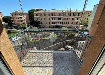 Three-room apartment Corso Europa, Genova (neighborhood Sturla) - photo 2