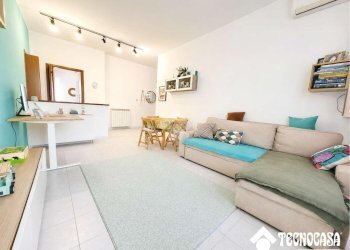 Two-room apartment Via Rho, Cornaredo - photo 1