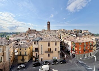 Vista - Trilocale Piazza Vittorio Emanuele II, Moncalvo - foto 4