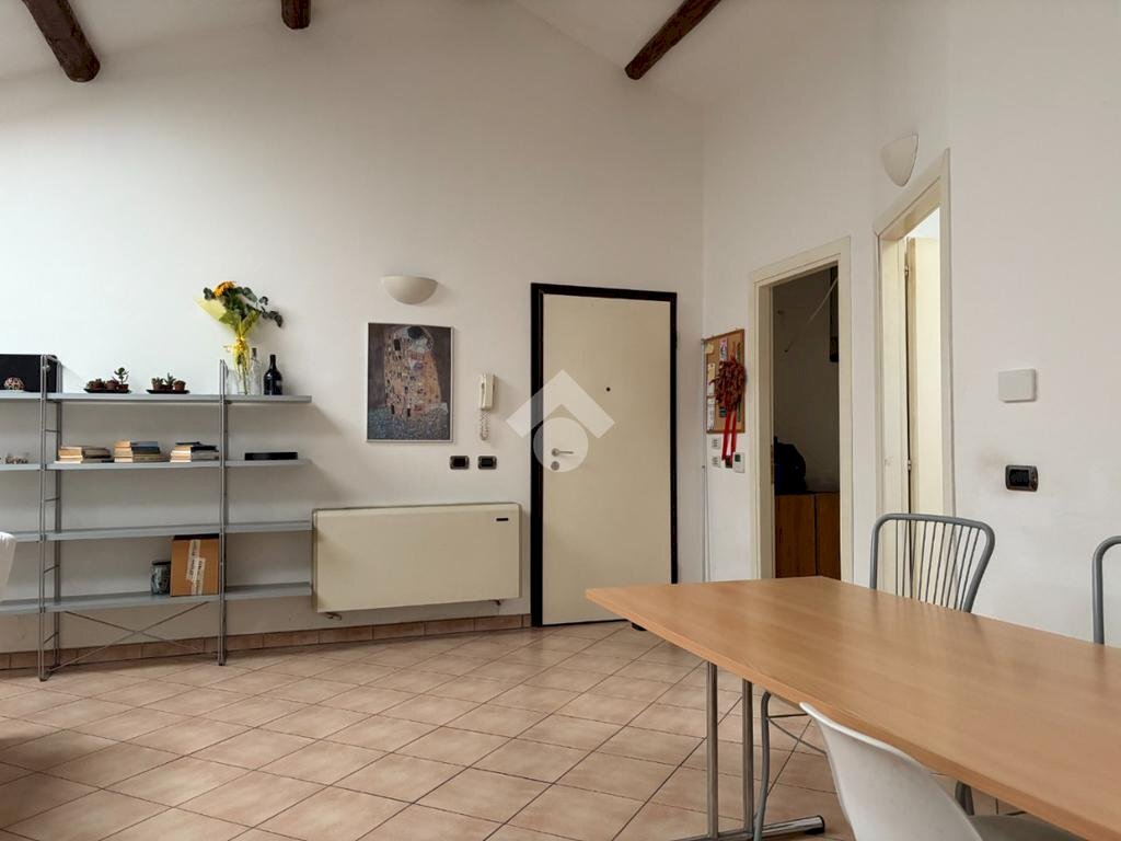 Four-room apartment Via venti settembre, Ferrara - photo 1