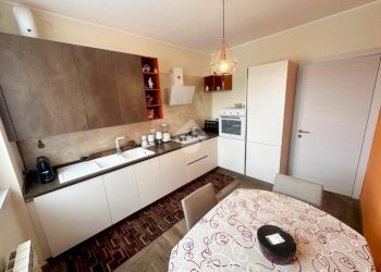 Four-room apartment Via Roma, Paullo - photo 7