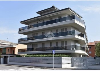 Two-room apartment Via Cavour, San Giuliano Milanese - photo 1