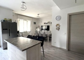 Three-room apartment Via Cadorna, Senago - photo 19