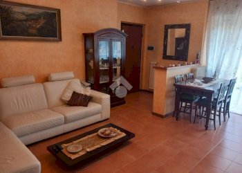 Three-room apartment Via della cooperazione, Rozzano - photo 5