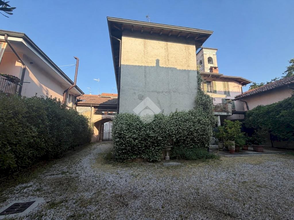 Independent house Via Camillo Zoja, Grezzago - photo 3