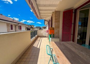 Three-room apartment Via Puglia, Grezzago - photo 12
