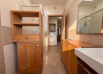 Three-room apartment Via Puglia, Grezzago - photo 18