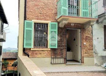 Casa semi indipendente Via Martire Giambone, Camagna Monferrato - foto 1