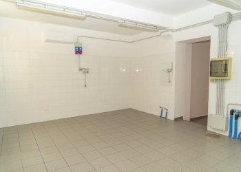 Negozio Bologna (zona Centro Storico) - foto 11